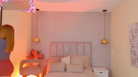 Snapshot of miss__carrot chatting on 05-21-26, 12:23 Miss Carrot online show from 05-21-26, 12:23