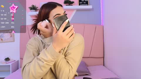 Snapshot of miss__ivy chatting on 12-06-24, 12:16 online show from 12-06-24, 12:16