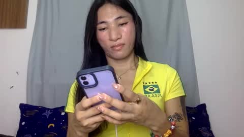 Marga online show from 10-21-25, 03:02