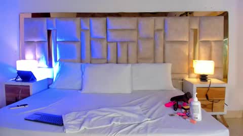 Miss Abigail  online show from 02-26-26, 12:59