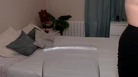 Snapshot of miss_angela3 chatting on 05-05-26, 07:38 Angela online show from 05-05-26, 07:38