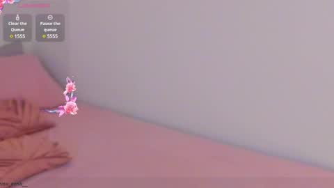 Snapshot of miss_anna__ chatting on 02-26-25, 11:15 Anna online show from 02-26-25, 11:15