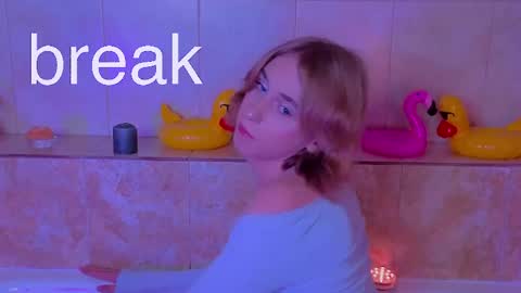 Snapshot of miss_barbie1 chatting on 04-28-26, 02:27 Anya online show from 04-28-26, 02:27