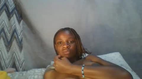 miss_belllo online show from 02-26-25, 09:21