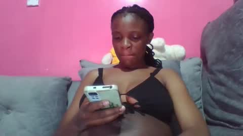 miss_belllo online show from 09-29-25, 11:48