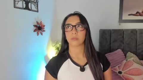 Snapshot of miss_brunette_ chatting on 06-24-26, 04:00 lucy 3 online show from 06-24-26, 04:00