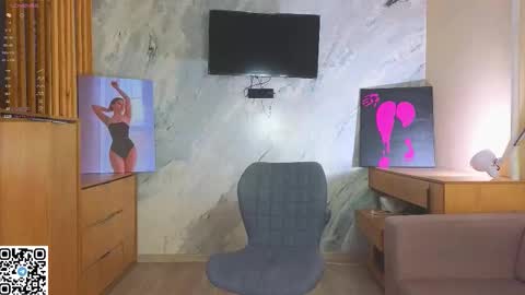 Sandy online show from 11-30-25, 12:36