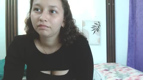Snapshot of miss_caty chatting on 02-17-26, 12:07 Merie online show from 02-17-26, 12:07