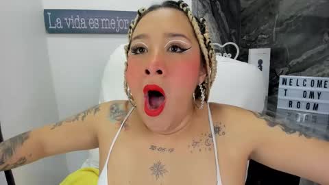 Danika online show from 12-23-25, 10:57