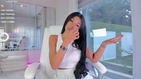 miss_diamond__ online show from 11-24-25, 08:03