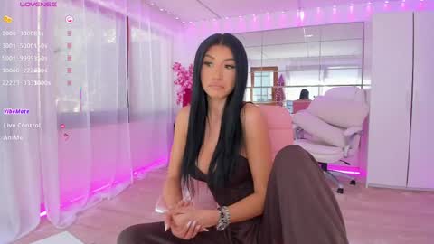 miss_diamond__ online show from 04-18-26, 07:23