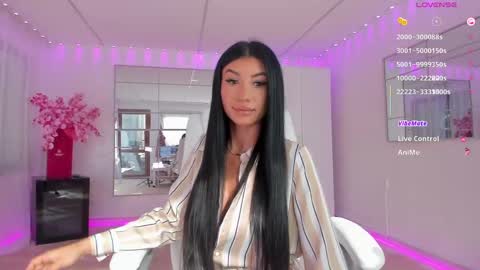 Snapshot of miss_diamond__ chatting on 05-12-26, 05:26 miss_diamond__ online show from 05-12-26, 05:26