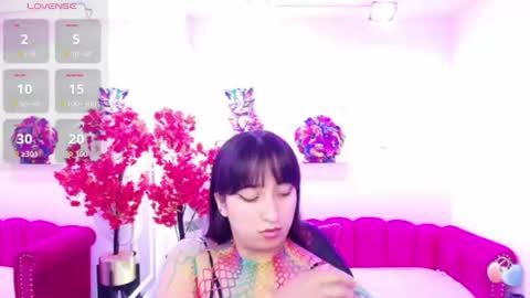 Snapshot of miss_dolly1 chatting on 07-31-26, 12:37 Melanie online show from 07-31-26, 12:37
