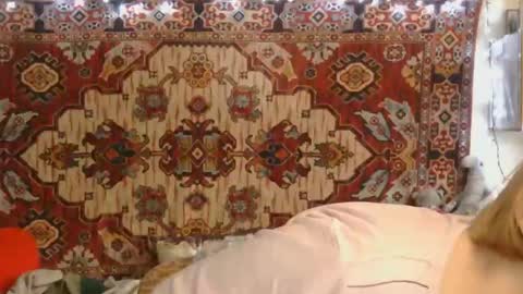 Elis online show from 10-23-25, 11:09