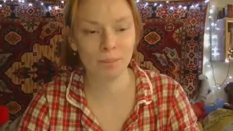 Snapshot of miss_elistia_ chatting on 02-04-26, 01:39 Elis online show from 02-04-26, 01:39
