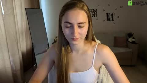 Snapshot of miss_emily19 chatting on 06-23-26, 08:23 Emily online show from 06-23-26, 08:23