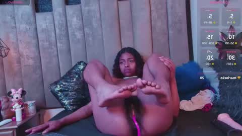 miss_evans_ online show from 01-19-26, 02:43