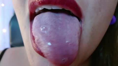 Miss Evoleth online show from 04-10-26, 11:31