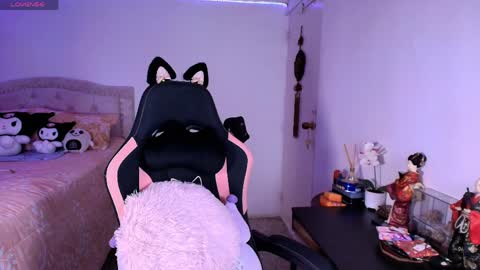 Snapshot of miss_hikikomori chatting on 04-04-26, 06:00 Asami online show from 04-04-26, 06:00