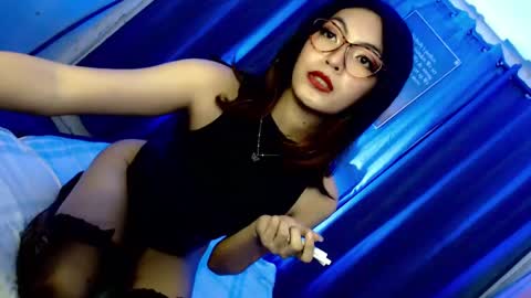 Snapshot of miss_hornydoll chatting on 12-13-24, 05:05 miss_hornydoll online show from 12-13-24, 05:05