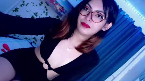 Snapshot of miss_hornydoll chatting on 01-09-25, 03:47 miss_hornydoll online show from 01-09-25, 03:47