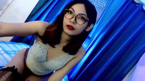 Snapshot of miss_hornydoll chatting on 01-12-25, 01:21 miss_hornydoll online show from 01-12-25, 01:21