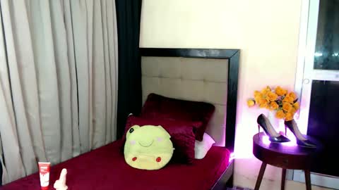 twinny pie online show from 01-30-25, 06:00