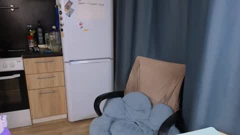 Snapshot of miss_jess_rabbit chatting on 12-18-25, 03:40 Jess online show from 12-18-25, 03:40