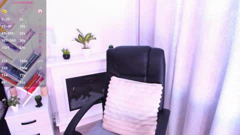 miss_jollie online show from 10-04-25, 08:34
