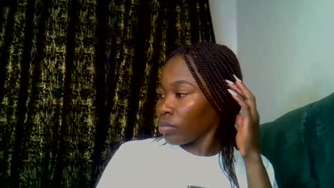 Snapshot of miss_kiarrafit chatting on 06-17-26, 07:15 Miss Kiarrafit online show from 06-17-26, 07:15