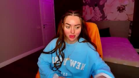 miss_kiten online show from 04-18-26, 02:48