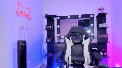 Miss Kittyn online show from 03-12-25, 04:19