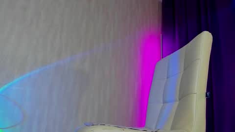 Sonya online show from 11-28-25, 10:51