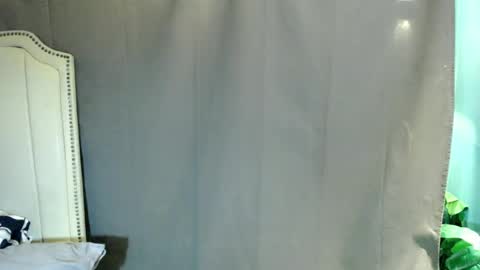 Snapshot of miss_lharsxx chatting on 06-15-26, 11:12 Call me Lhars online show from 06-15-26, 11:12