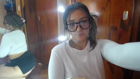 lilieth  online show from 11-21-25, 04:38