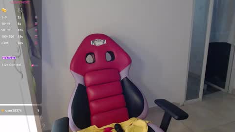 Snapshot of miss_ly_ chatting on 10-02-25, 07:10 ly independent model online show from 10-02-25, 07:10