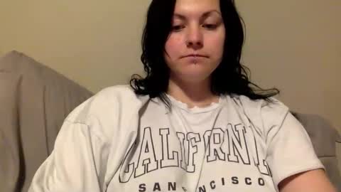 Snapshot of miss_maci_xo chatting on 03-31-26, 11:43 Maci online show from 03-31-26, 11:43