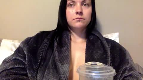 Snapshot of miss_maci_xo chatting on 04-21-26, 12:11 Maci online show from 04-21-26, 12:11