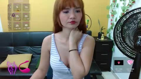 Snapshot of miss_mafehot chatting on 02-19-25, 08:01 mafe maria fernanda online show from 02-19-25, 08:01