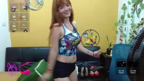 Snapshot of miss_mafehot chatting on 02-20-25, 08:06 mafe maria fernanda online show from 02-20-25, 08:06