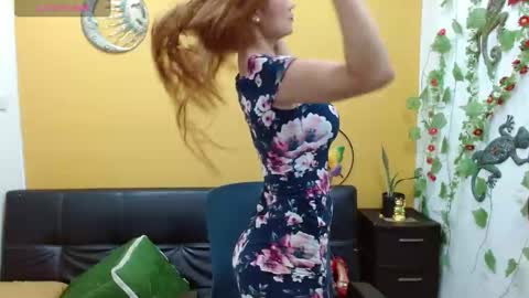 Snapshot of miss_mafehot chatting on 02-21-25, 07:12 mafe maria fernanda online show from 02-21-25, 07:12