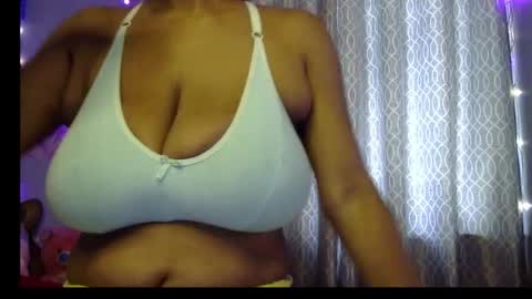 Snapshot of miss_mahi69 chatting on 05-29-26, 03:48 Mahi online show from 05-29-26, 03:48