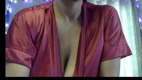 Snapshot of miss_mahi69 chatting on 05-30-26, 04:42 Mahi online show from 05-30-26, 04:42