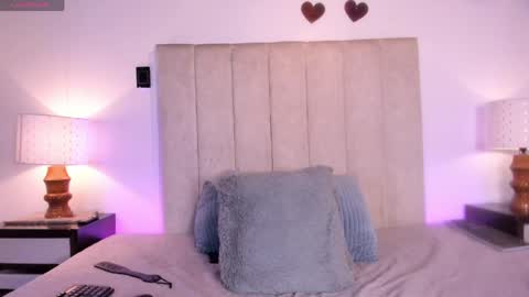Snapshot of miss_milf_ chatting on 04-28-26, 08:25 miss_milf_ online show from 04-28-26, 08:25
