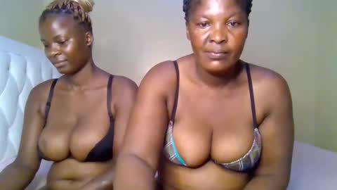 Snapshot of miss_milly1 chatting on 02-08-26, 01:14 MILLY online show from 02-08-26, 01:14