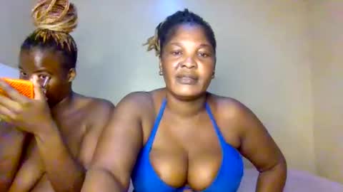 Snapshot of miss_milly1 chatting on 05-31-26, 07:15 MILLY online show from 05-31-26, 07:15