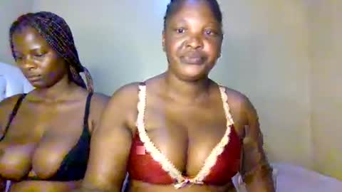 Snapshot of miss_milly1 chatting on 06-09-26, 02:28 MILLY online show from 06-09-26, 02:28