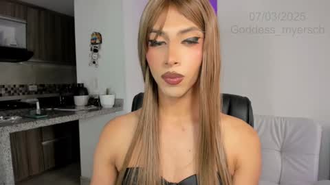 Goddess Myers  thumb up is important for me kisses  online show from 03-07-25, 12:34