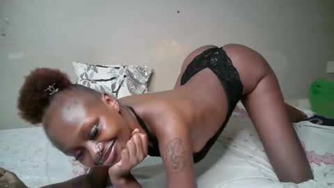 miss_pretty01 online show from 04-14-26, 08:48