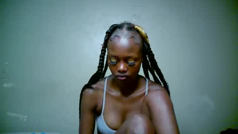 miss_pretty1 online show from 02-26-26, 08:46